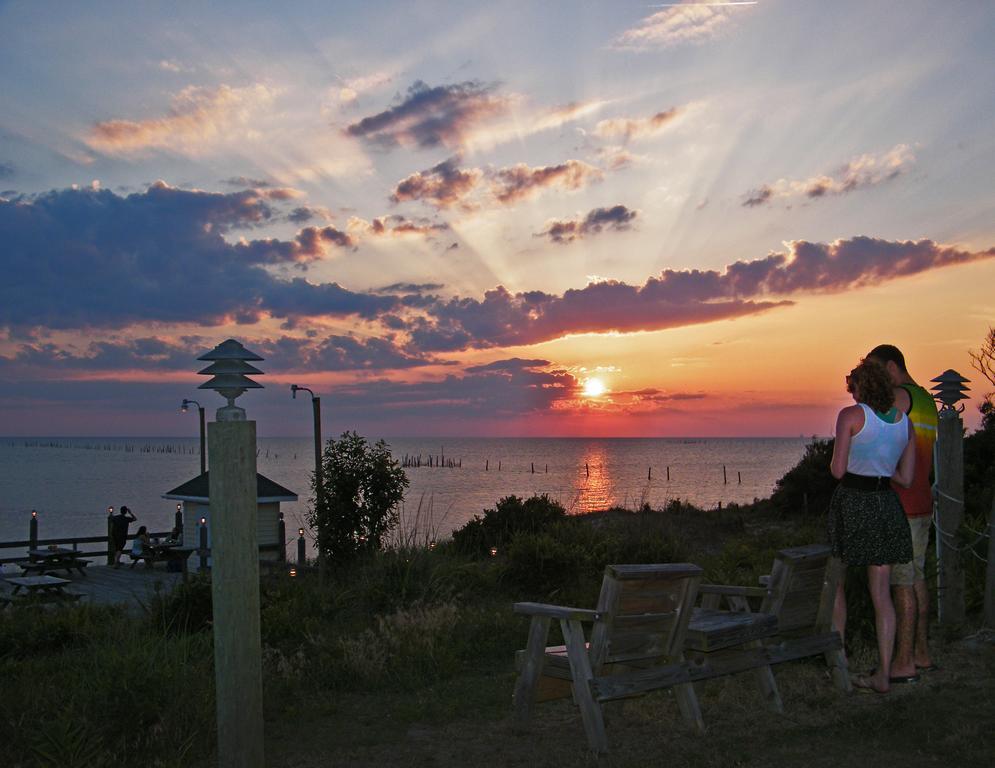 Sunset Beach Resort Cape Charles Exterior photo