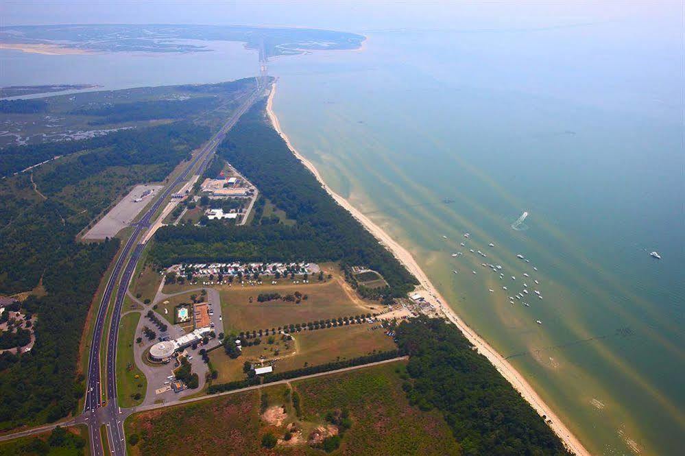 Sunset Beach Resort Cape Charles Exterior photo